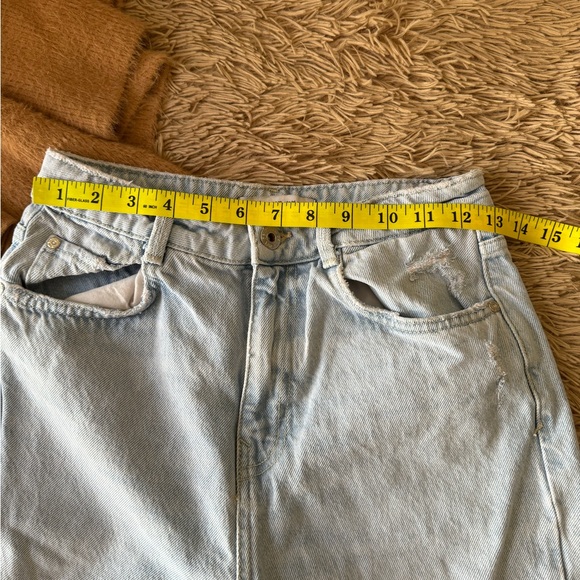 Zara 4 Light Wash Hight Rise Distressed Denim Jeans - Picture 9 of 11